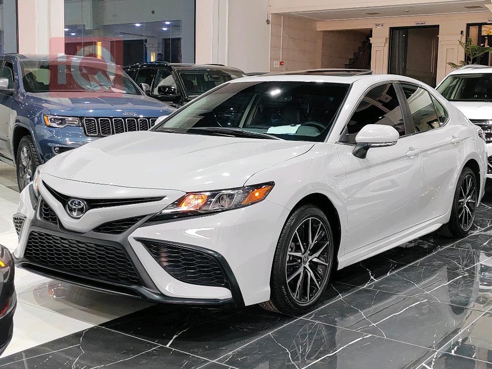 تۆیۆتا کامری